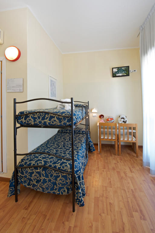 Hotel Garden Cattolica Phòng bức ảnh