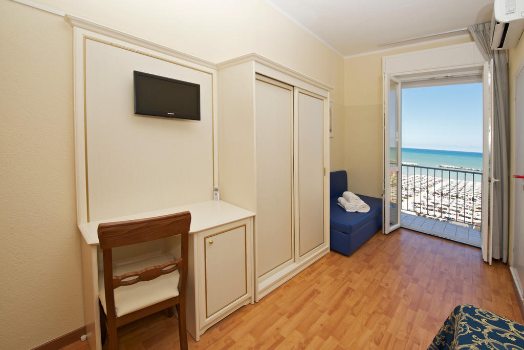 Hotel Garden Cattolica Phòng bức ảnh