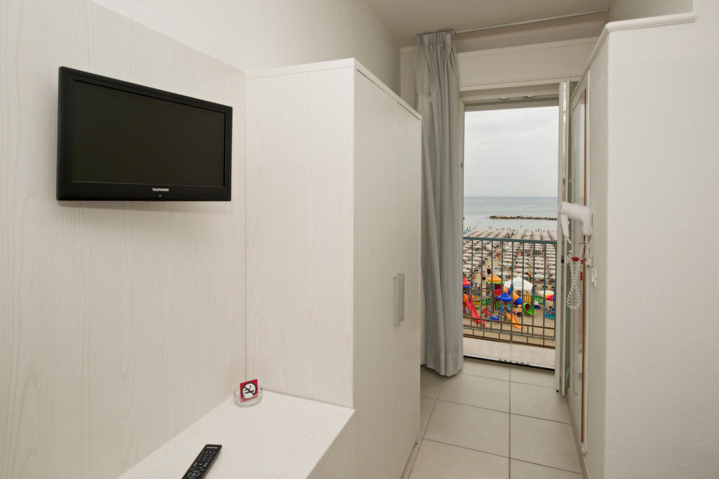 Hotel Garden Cattolica Phòng bức ảnh