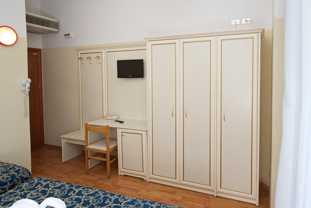 Hotel Garden Cattolica Phòng bức ảnh