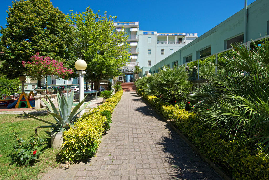 Hotel Garden Cattolica Ngoại thất bức ảnh
