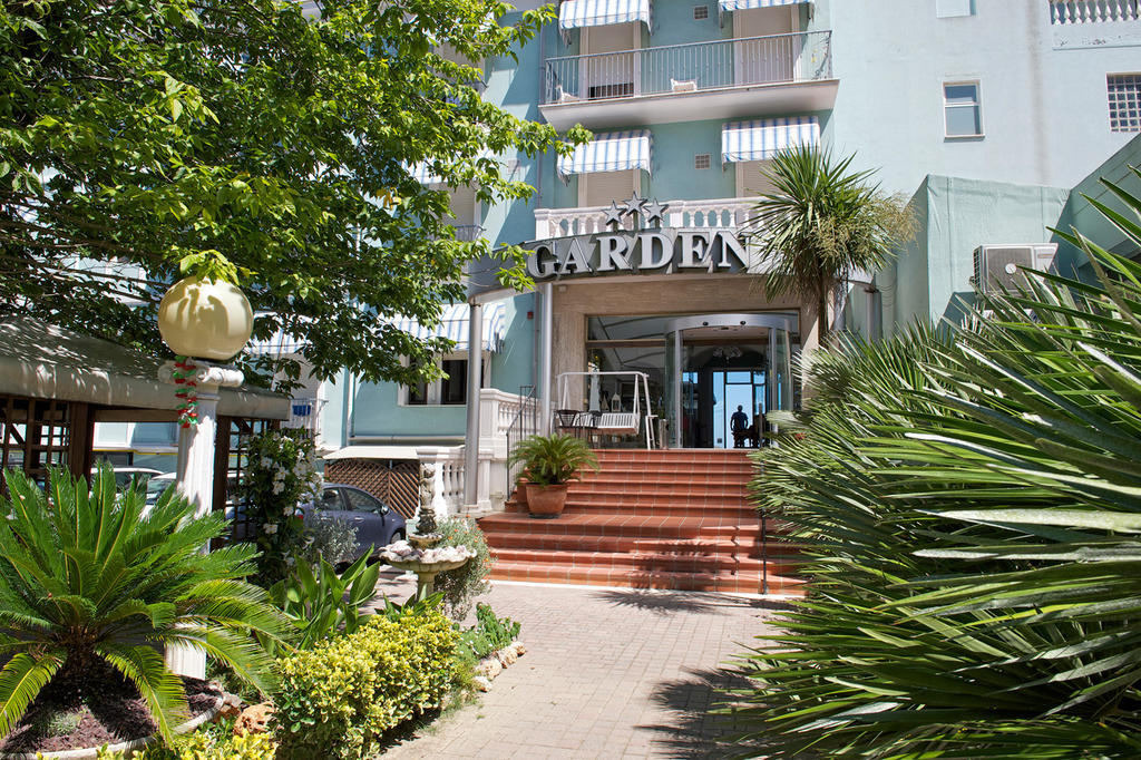 Hotel Garden Cattolica Ngoại thất bức ảnh